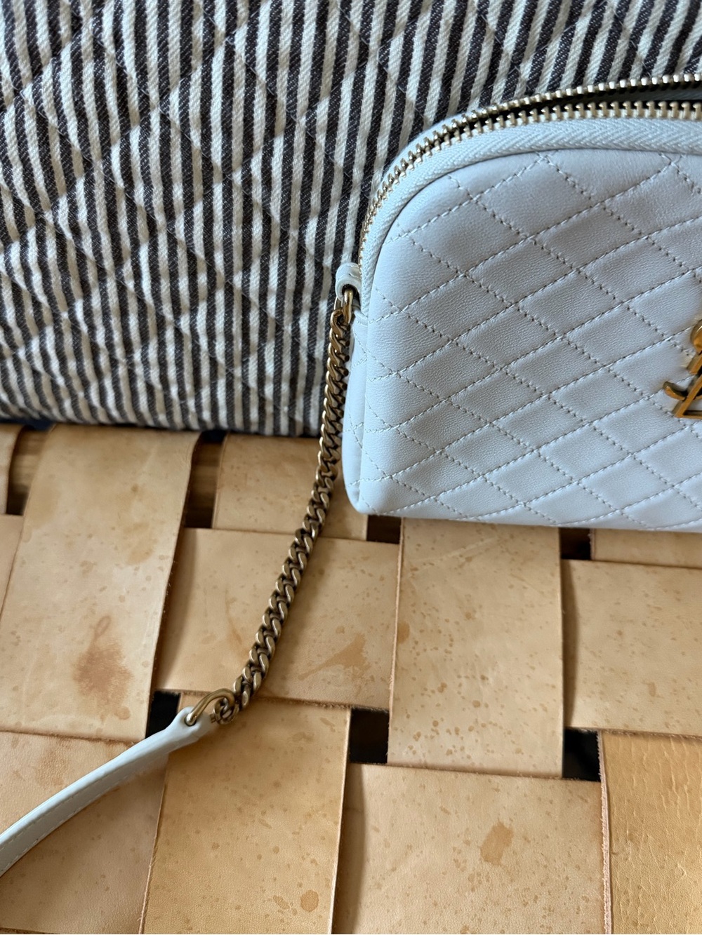 Saint Laurent Cream Quilted Leather Crossbody with Gold YSL Chain - Picture 4 of 6